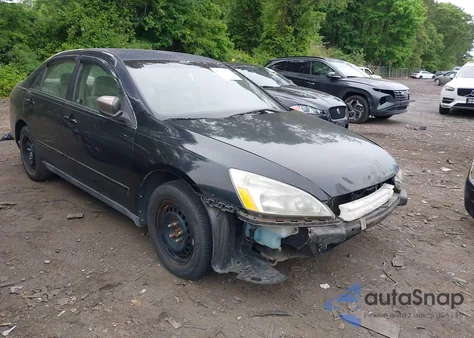 2003 Honda Accord 2.4 Lx z USA, uszkodzony, nr VIN 1HGCM56353A147141